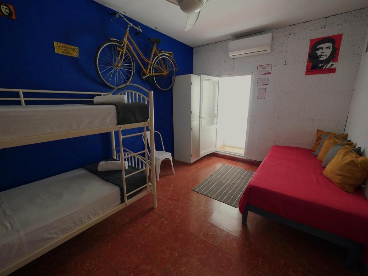 Hostal Giramundo Ίμπιζα Πόλη Εξωτερικό φωτογραφία